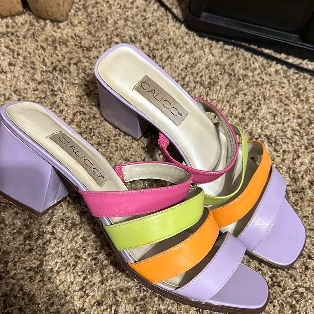 Size 10 Calico pastel rainbow slip on heels